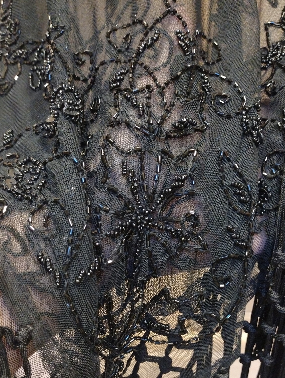 Vtg Gothic Sheer Embroidered Glass Beads Sequins & Fringe Stevie Nicks Poncho - Picture 12 of 16